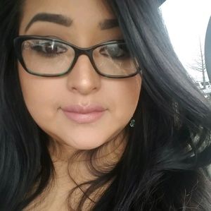 Meet your Posher, Miriam